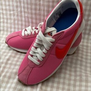 Womens Size 8/Mens 6.5 Nike LD-1000 Running Shoe, Pinksicle/Pincante Red, New